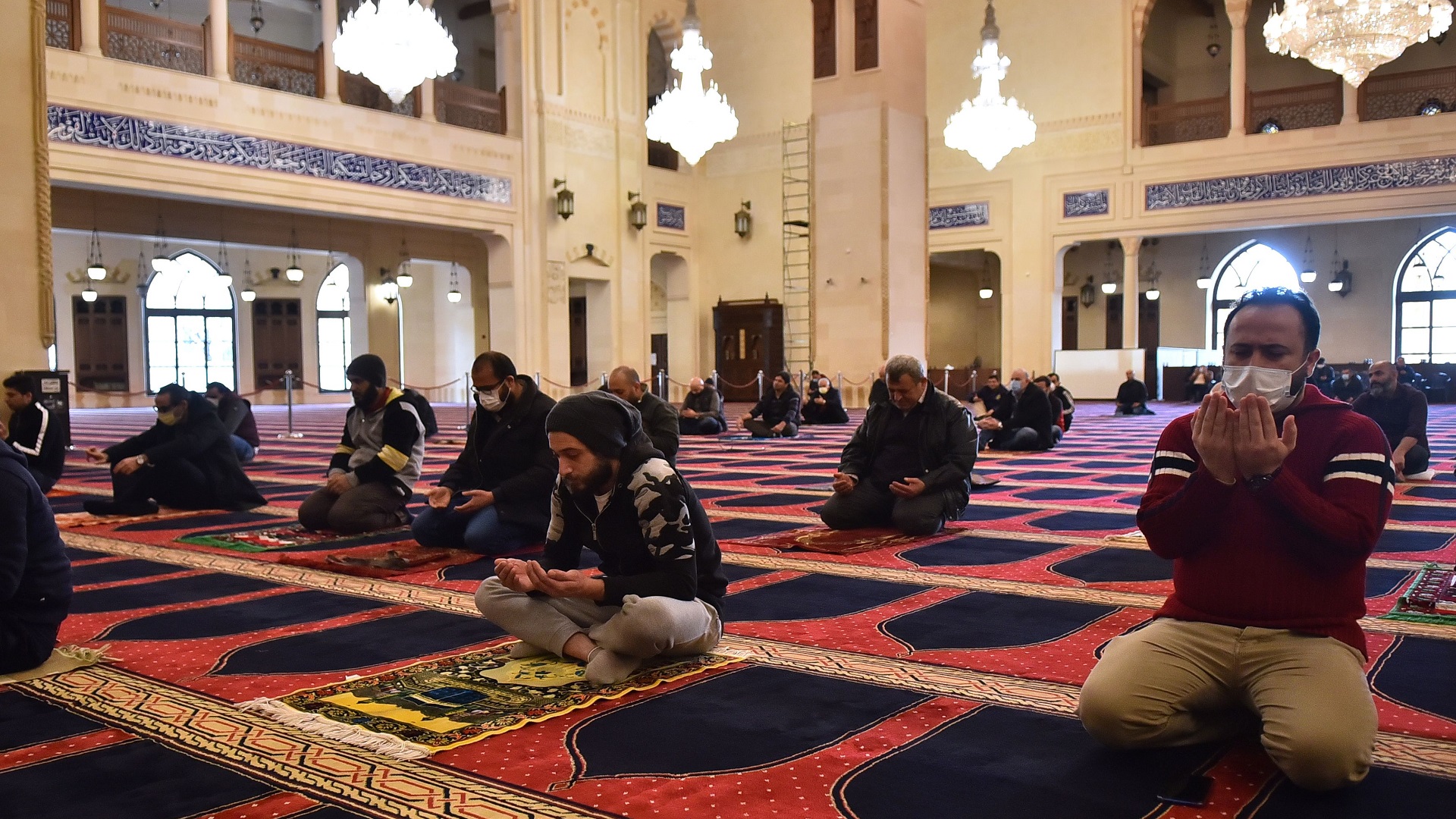 الخطباء كثر ولكن... 