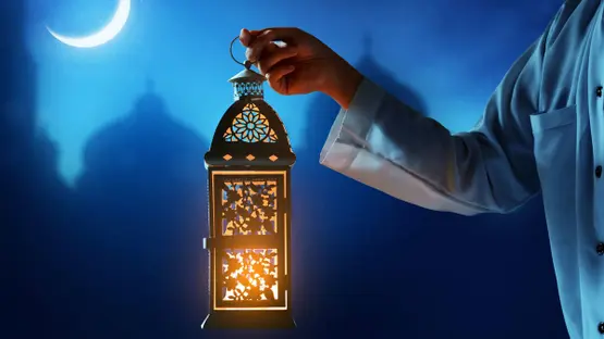ما حكم التهنئة بدخول شهر رمضان بلفظ: (كل عام وأنت بخير)؟  