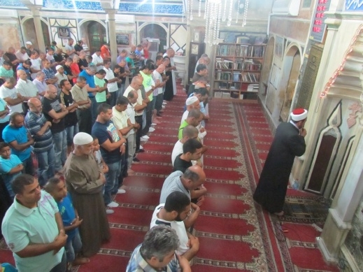 إمام الحي .. فرصة عظيمة لدخول الجنة 