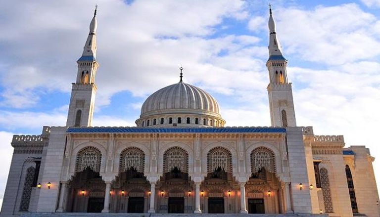 إذا وافق العيد يوم الجمعة فما العمل؟ 